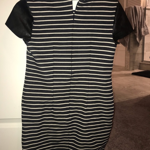 Ann Taylor striped dress - Picture 3 of 4